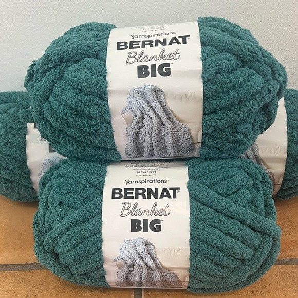 Bernat Big Blanket Other Bernat Big Blanket Yarn Brand New 32 Yards